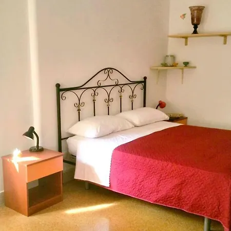 Quarto em Acomodações Particulares Benvenuti Al Massimo