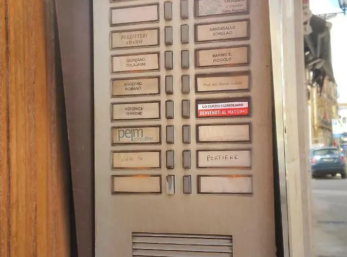 Benvenuti Al Massimo * Palermo